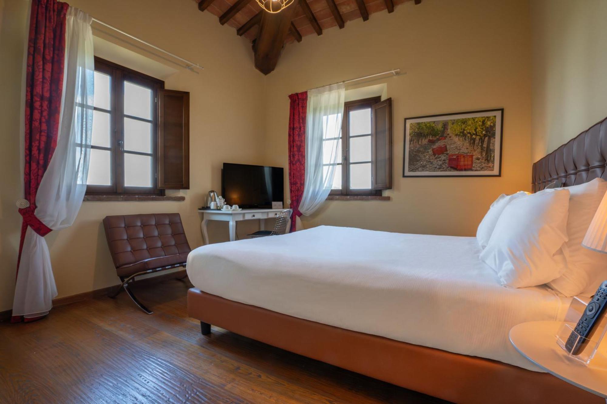 Deluxe Double Room,1765978836:JPEG