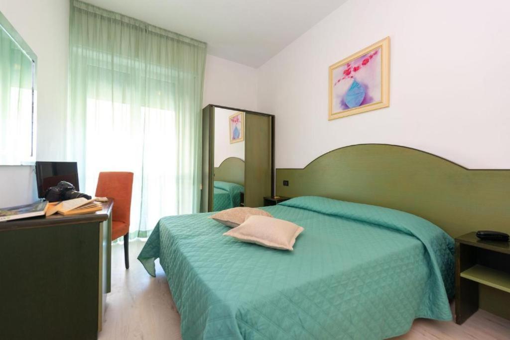 Superior Single Room,1770860987:JPEG
