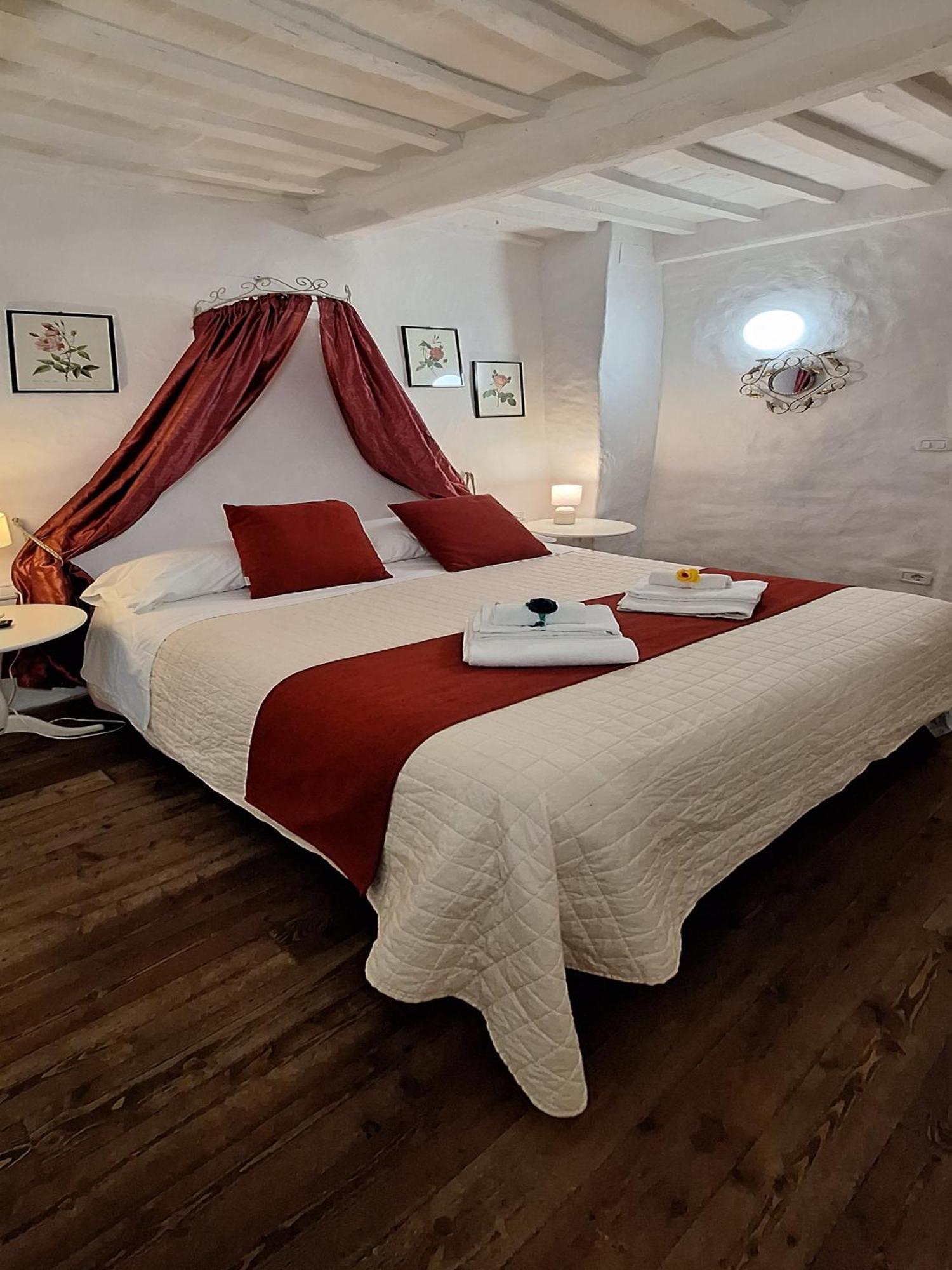 Triple Room,1769552762:JPEG