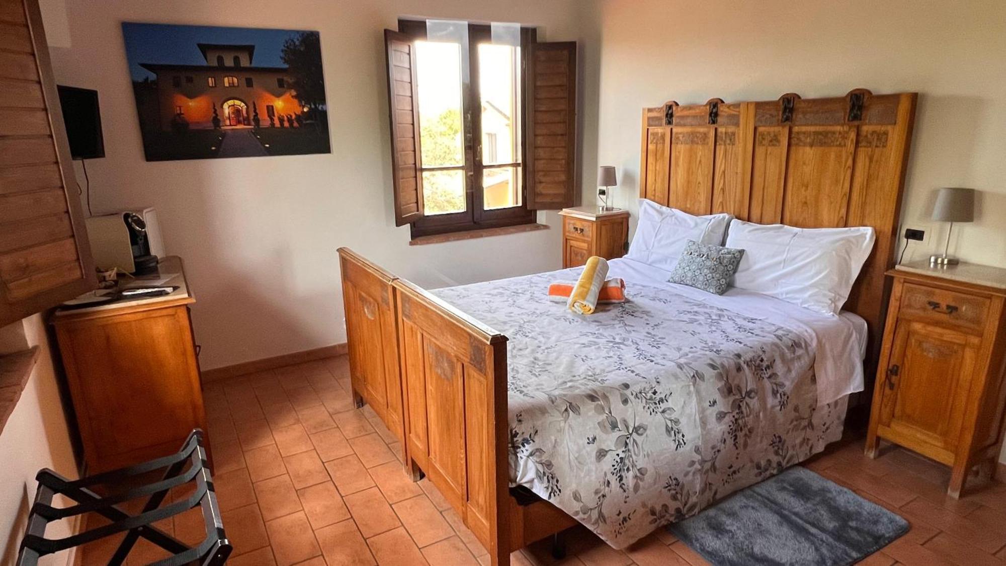 Large Double Room,1759160776:JPEG
