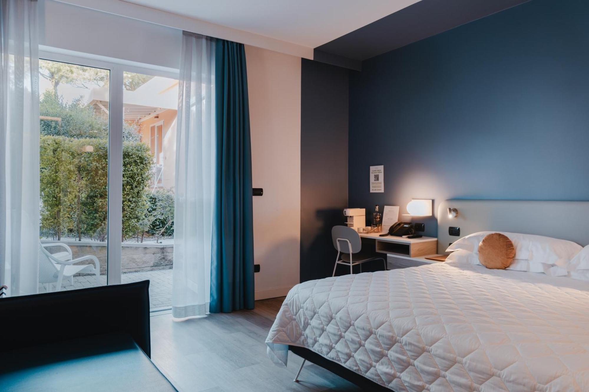 Double Room,1770459541:JPEG
