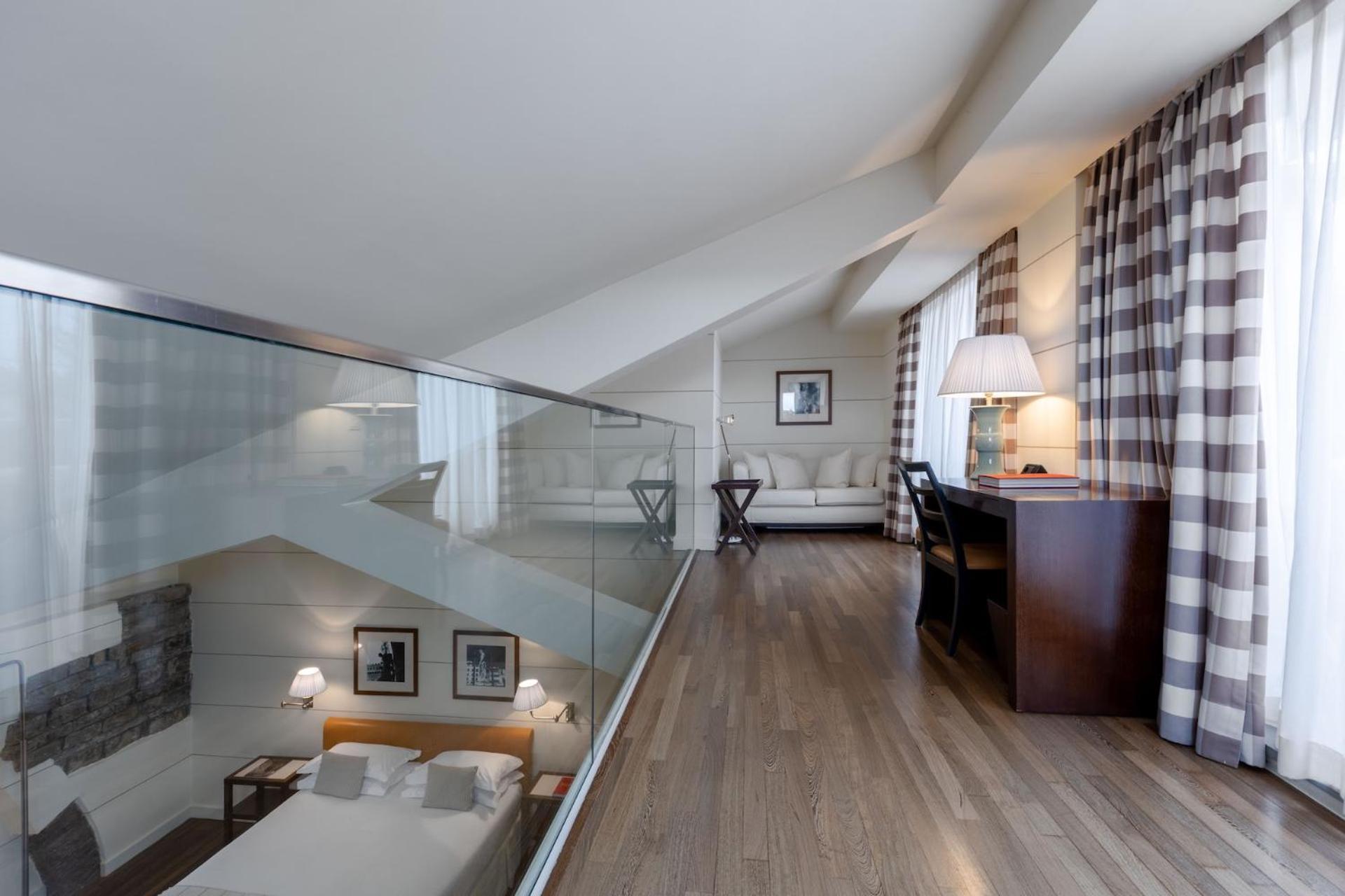 Penthouse Suite