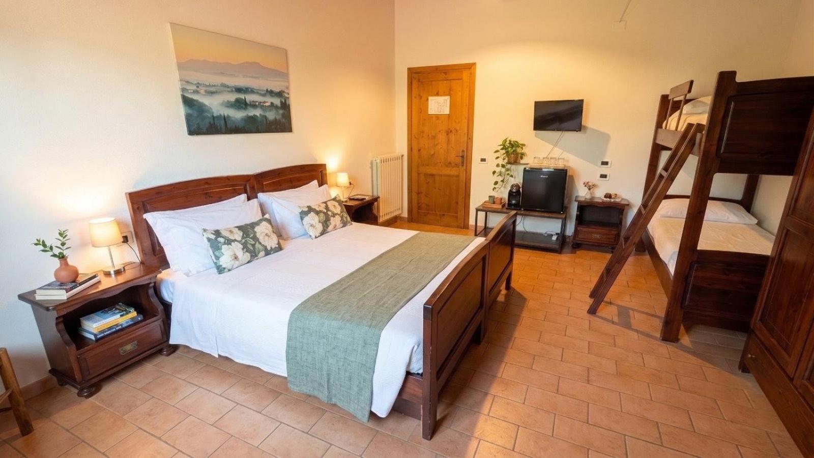 Classic Quadruple Room