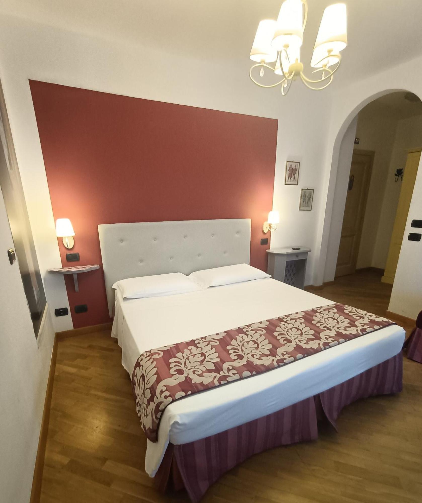 Double or Twin Room Silent