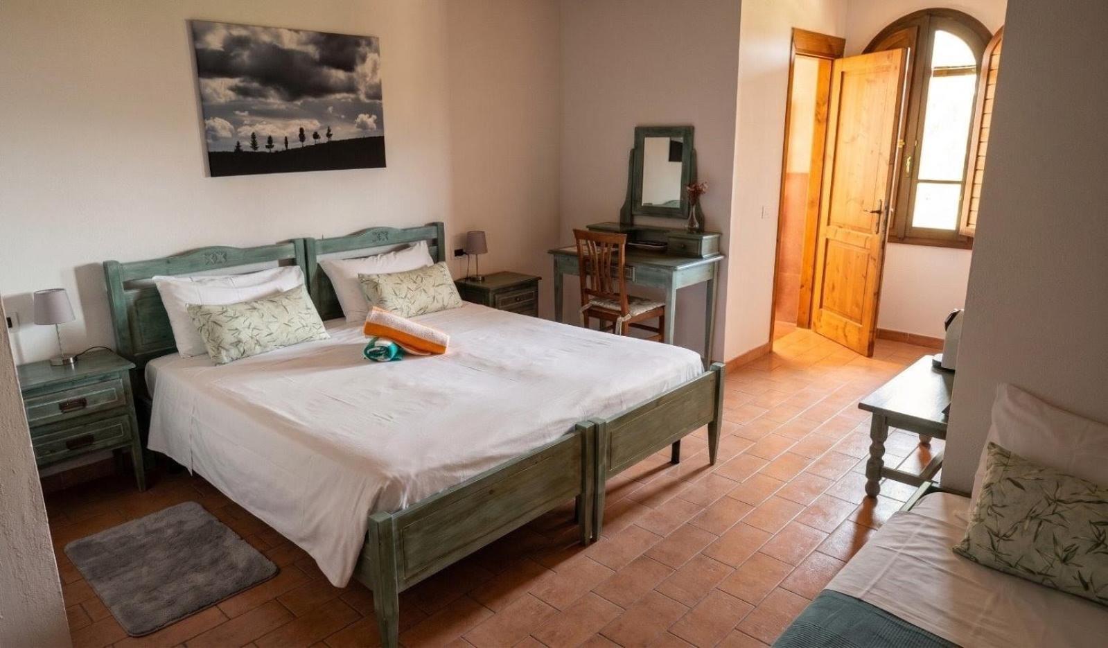 Classic Triple Room