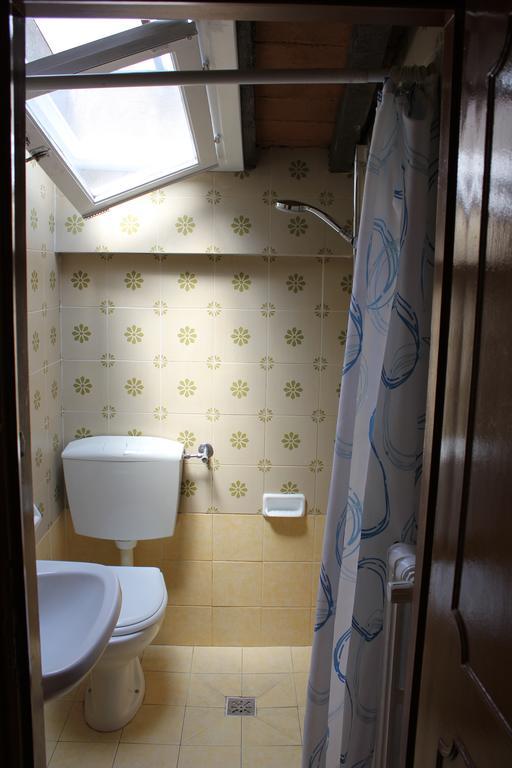 Single Room,190271521:JPEG