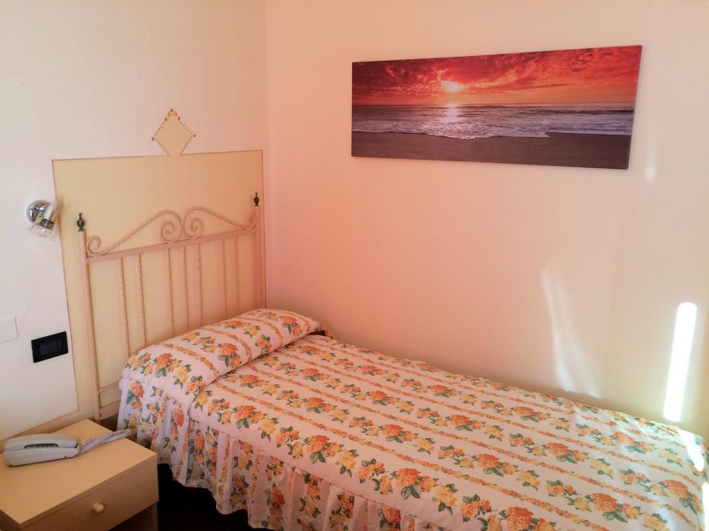 Triple Room Sea View
