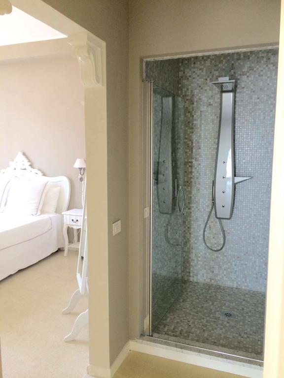 Junior Suite Private Wellness Area