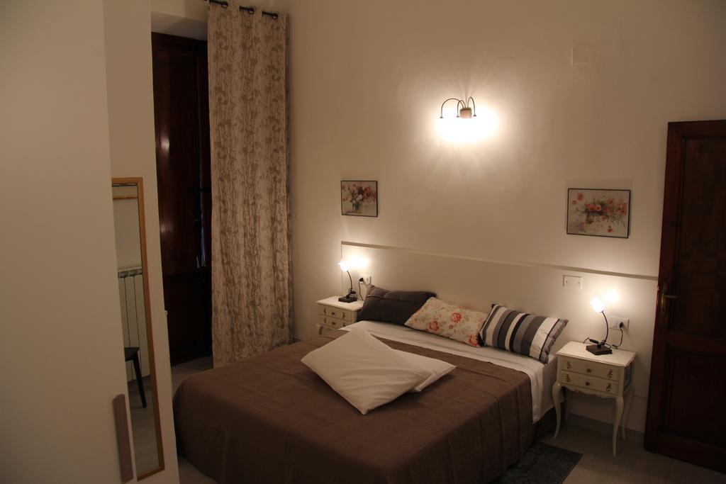 Triple Room,206571685:JPEG