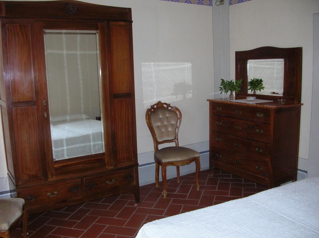 Two-Bedroom Apartment,230272372:JPEG