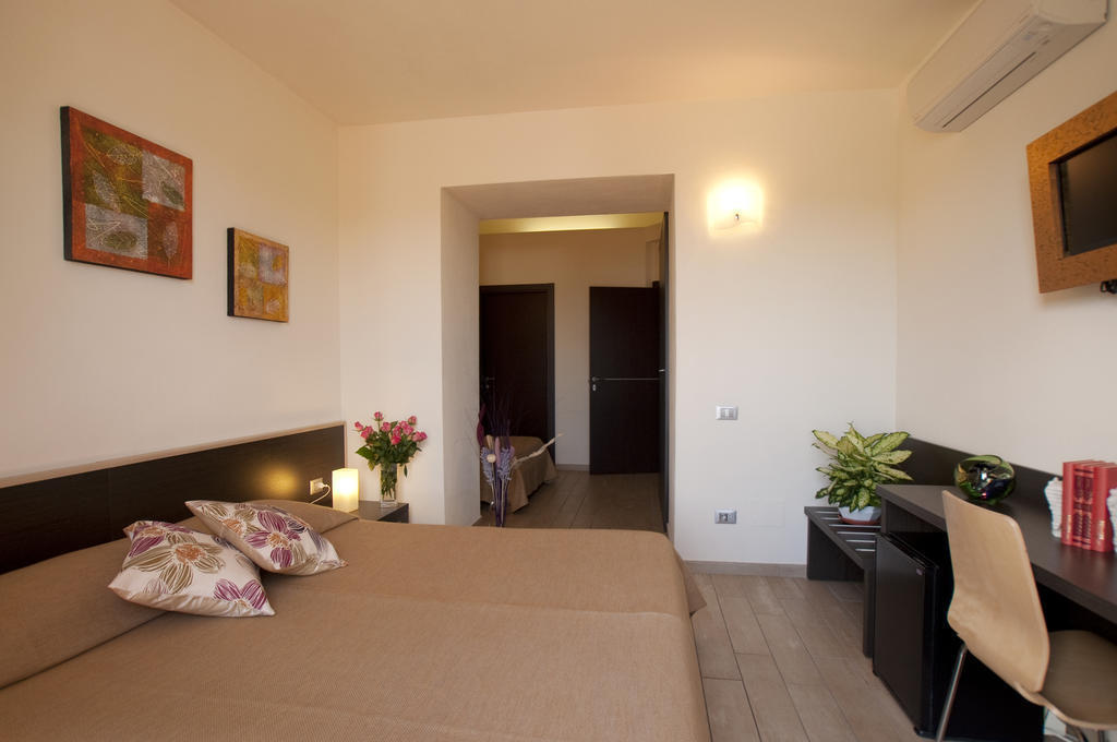 Double Room,246934597:JPEG