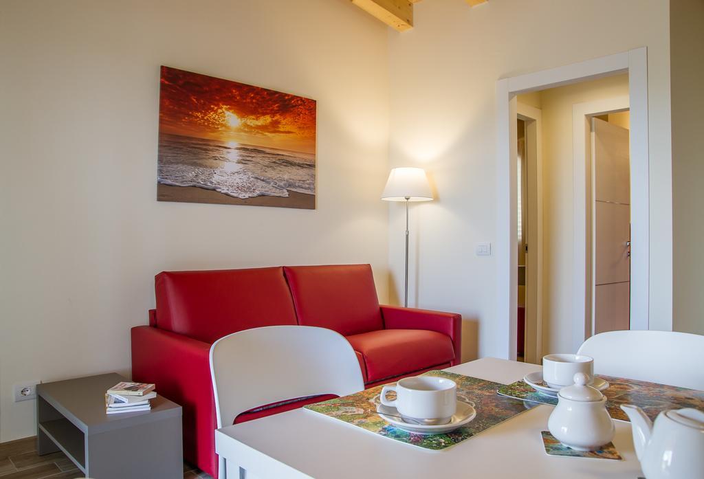 Deluxe Two-Bedroom Apartment