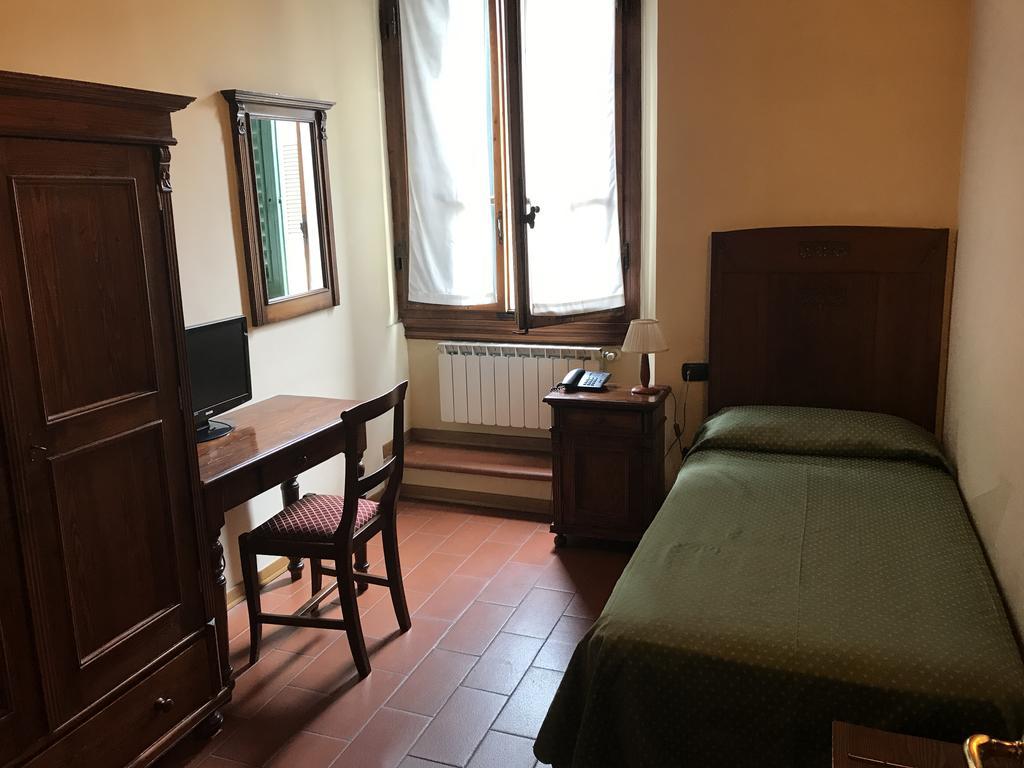 Single Room,1683803585:JPEG