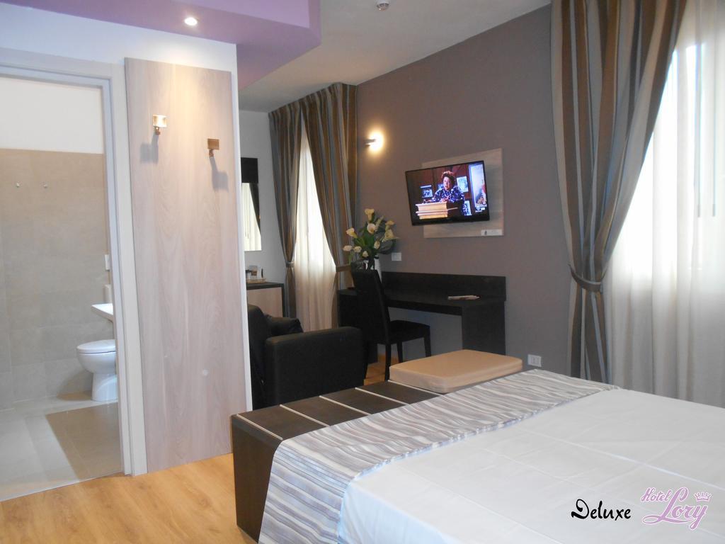 Deluxe Room,414831363:JPEG