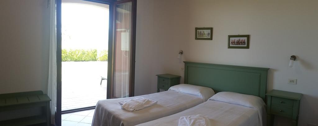 Superior Quadruple Room,443761482:JPEG