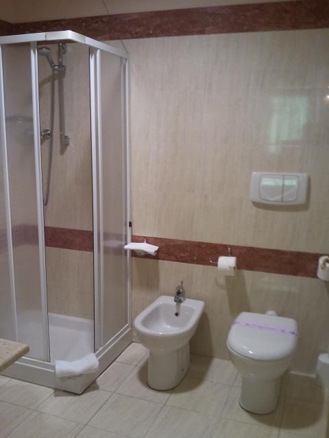 Single Room,451441488:JPEG