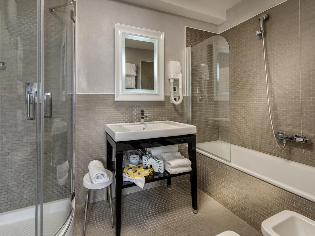 Classic Quadruple Room