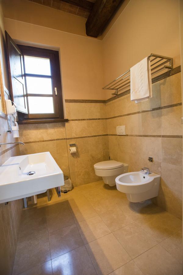Two-Bedroom Apartment,346166155:JPEG