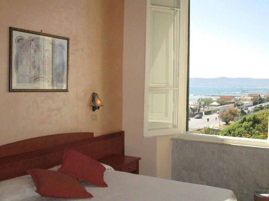 Double Room Lateral Sea View