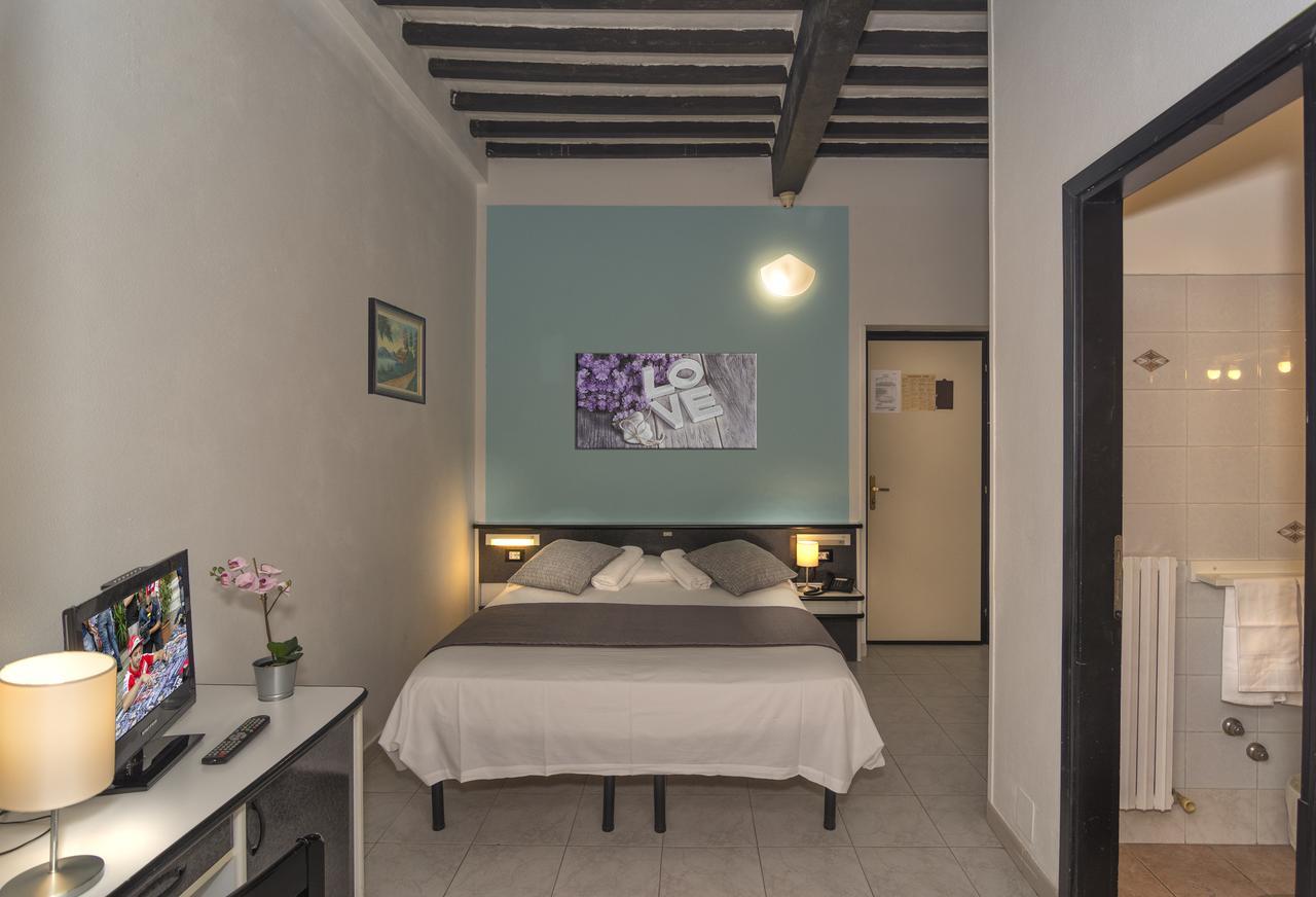 Double Room,630661128:JPEG