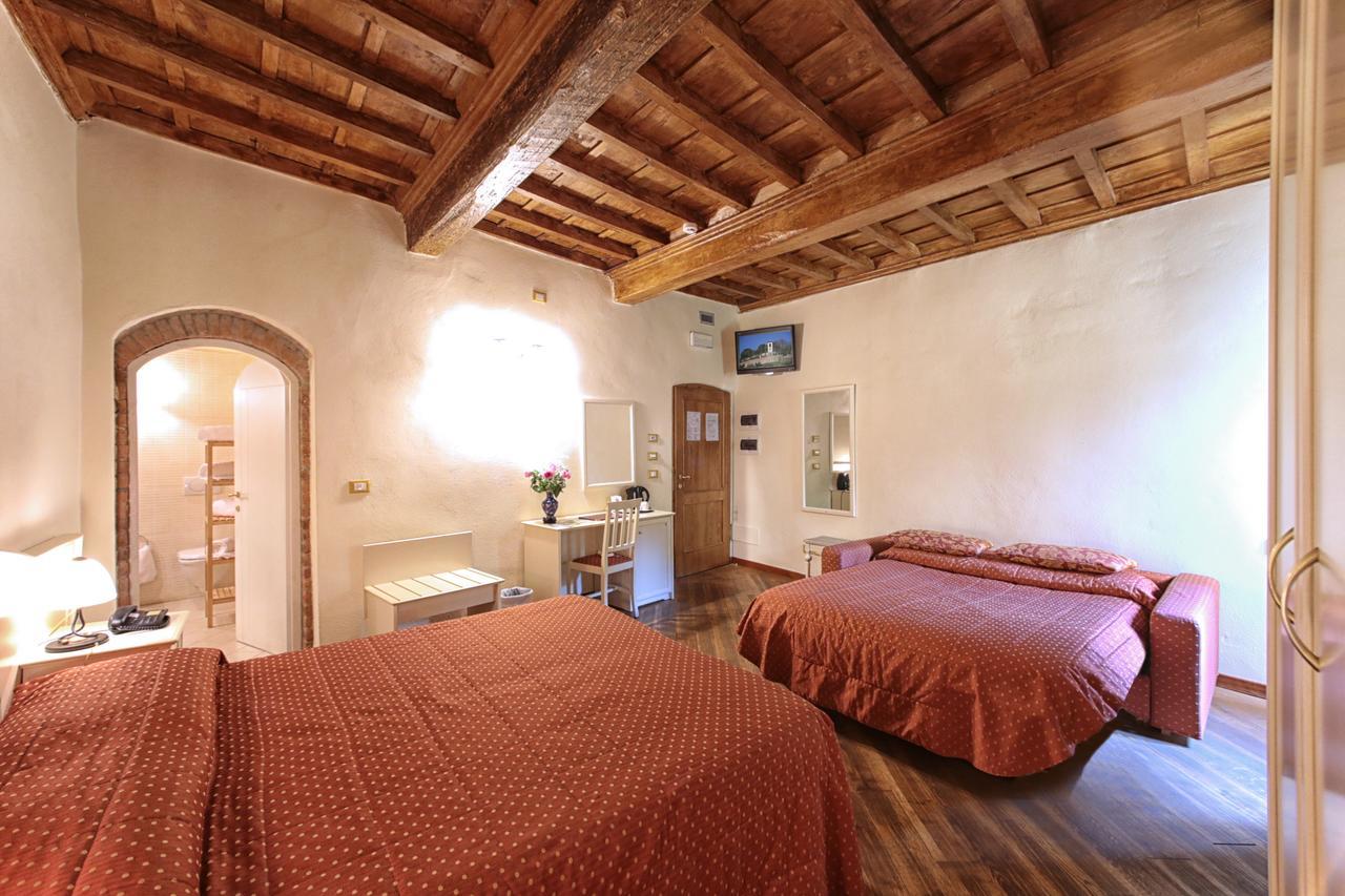 Superior Quadruple Room,640771830:JPEG