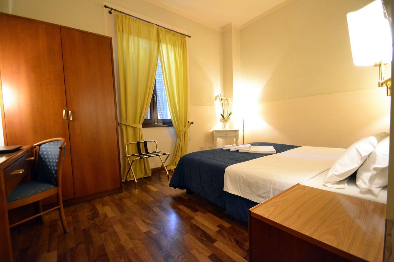 Double Room - Single Use,645225327:JPEG