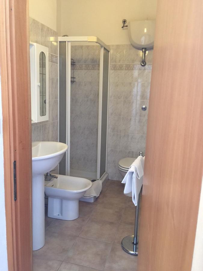 Single Room,649046154:JPEG