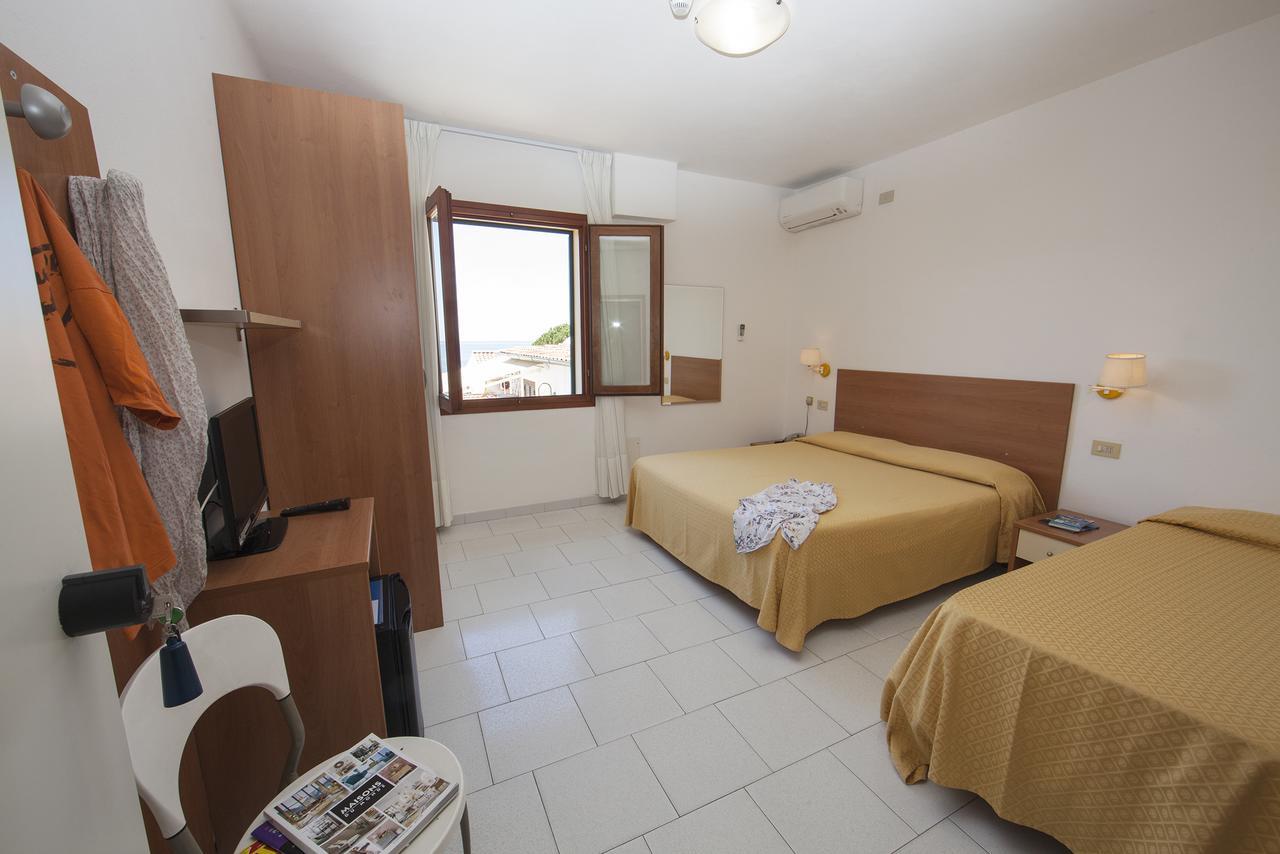 Triple Room,654586767:JPEG
