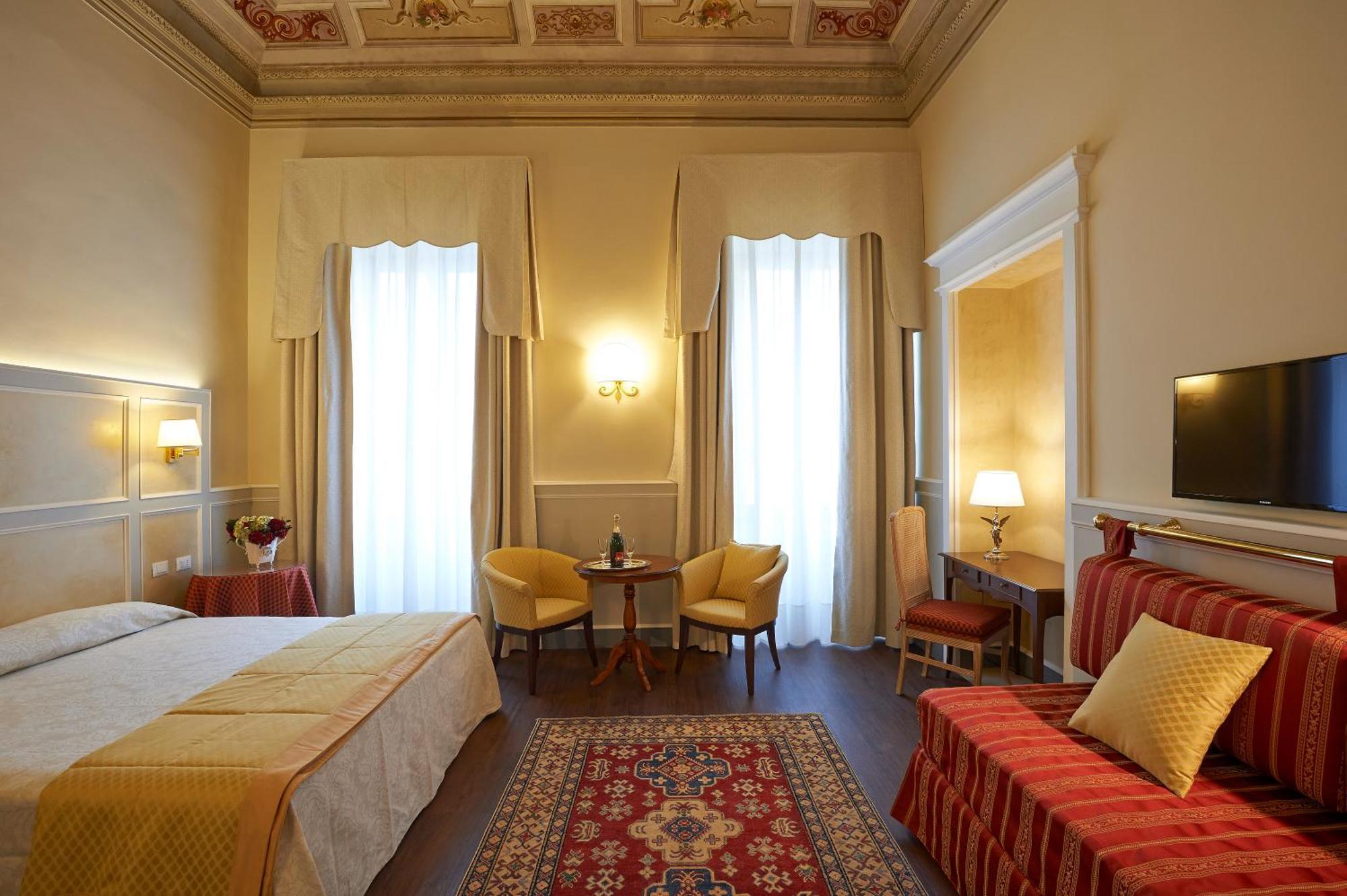 Superior Double or Twin Room,236571573:JPEG