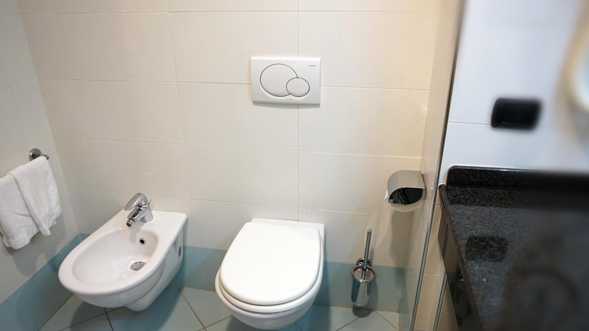 Superior Double Room,679053117:JPEG