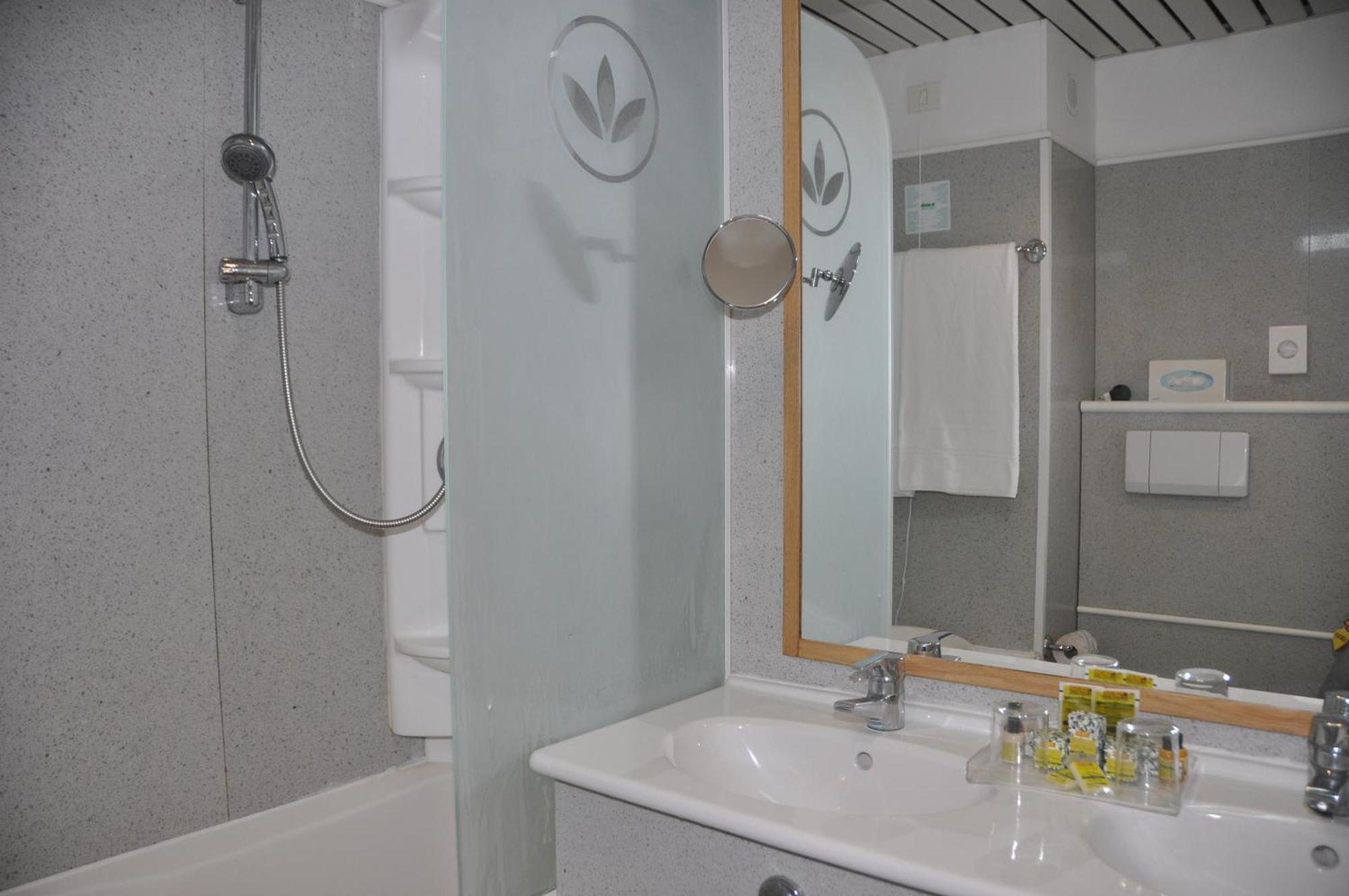 Basic Double or Twin Room