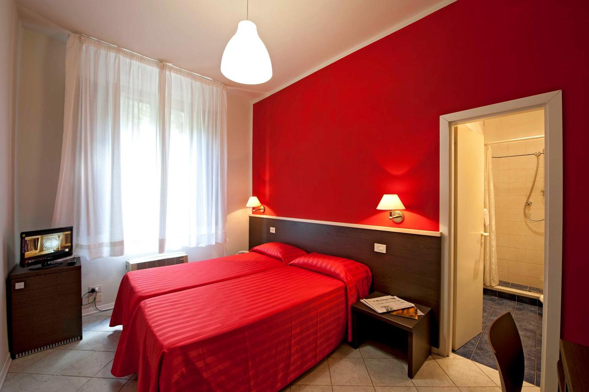 Economy Double or Twin Room,765561232:JPEG