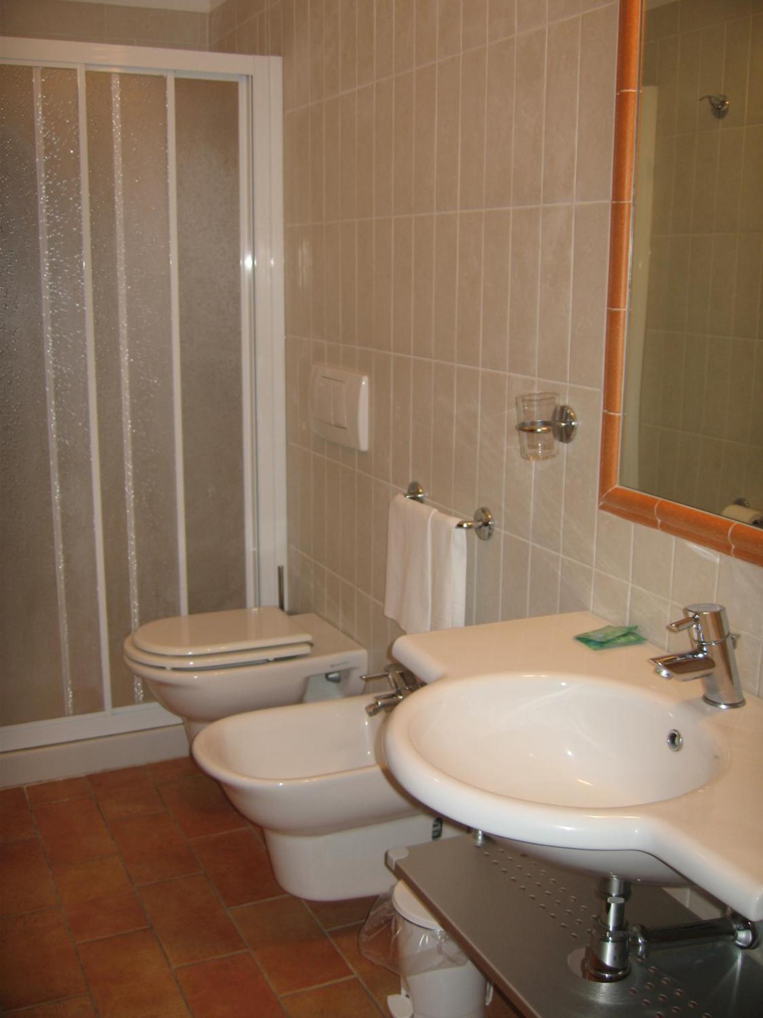 Double Room,812394342:JPEG