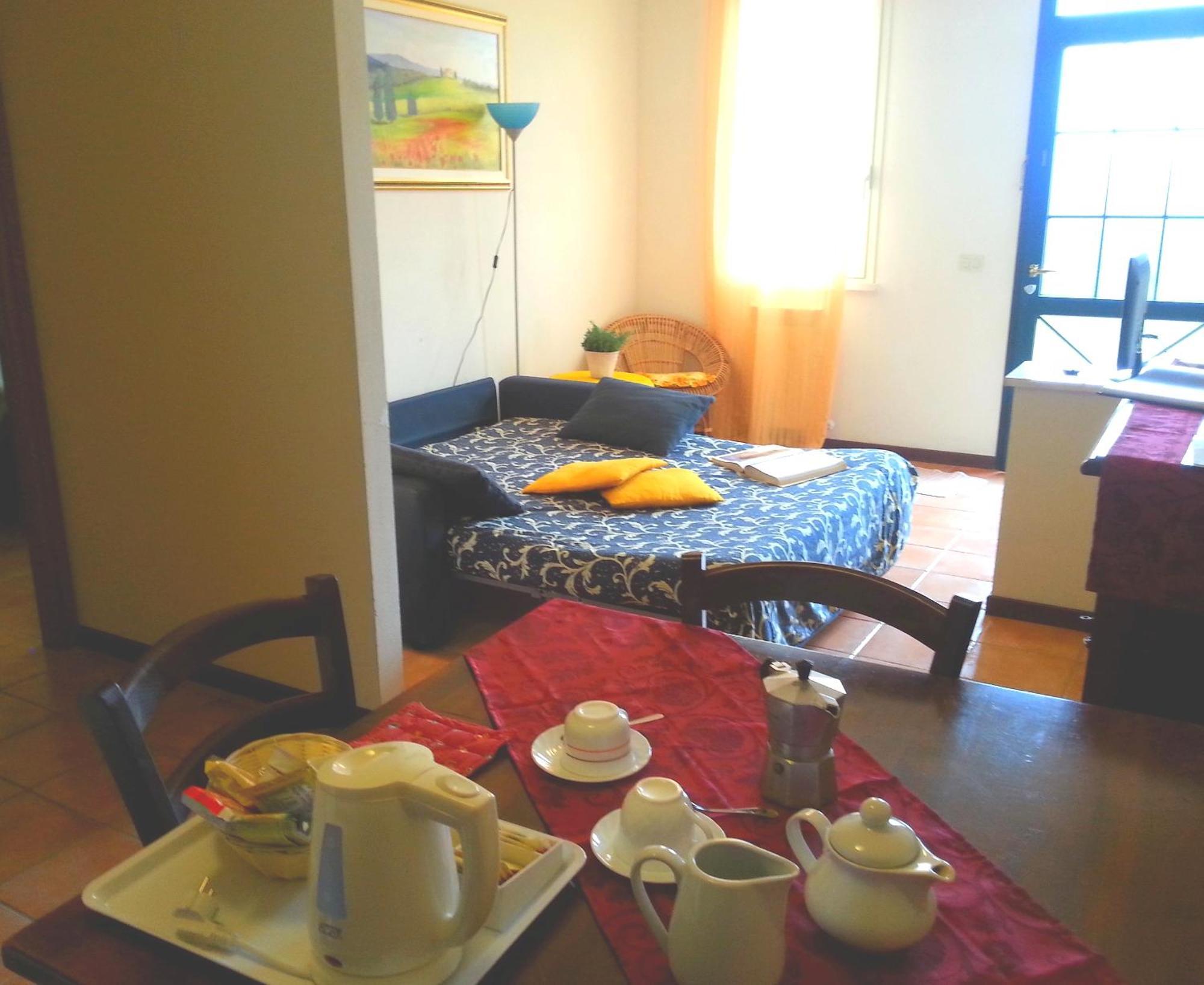 One-Bedroom Apartment,1000567965:JPEG
