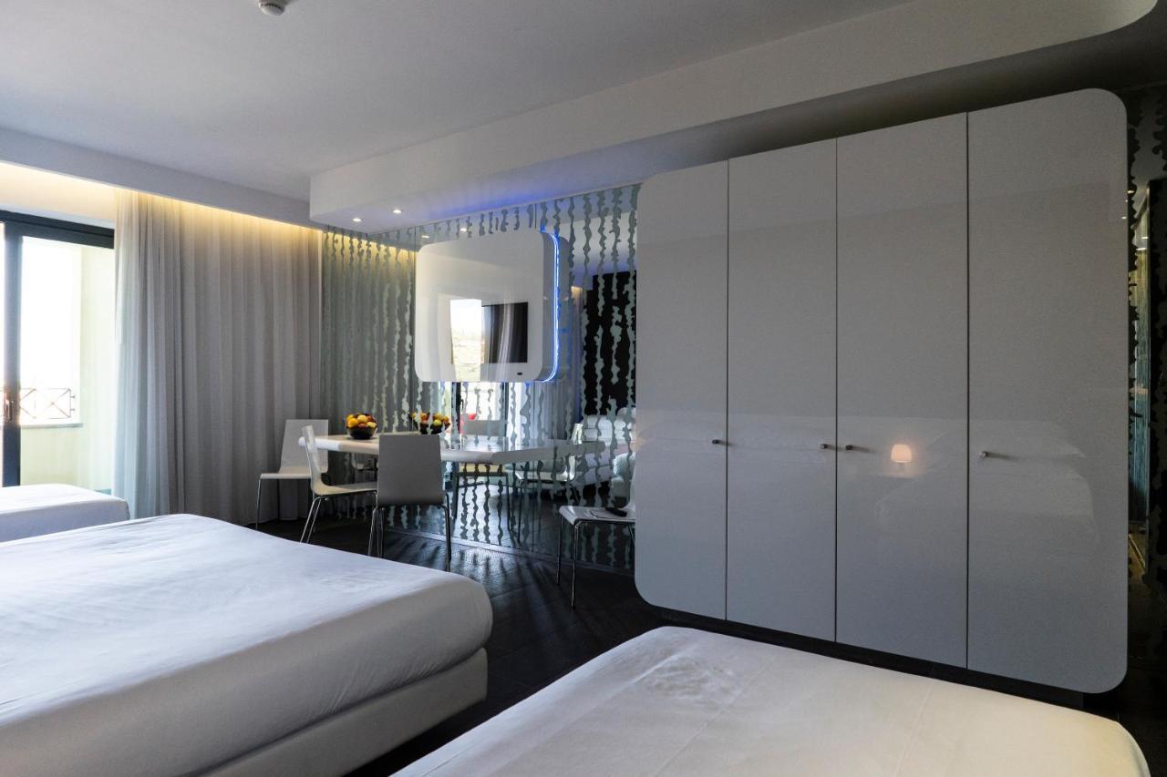Quadruple Room Balcony,737756164:JPEG