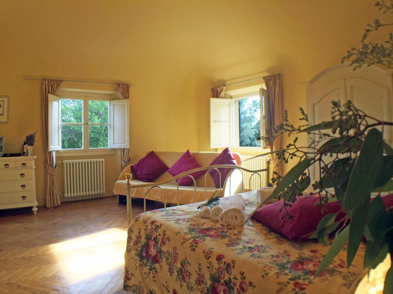 Double Room Private External Bathroom