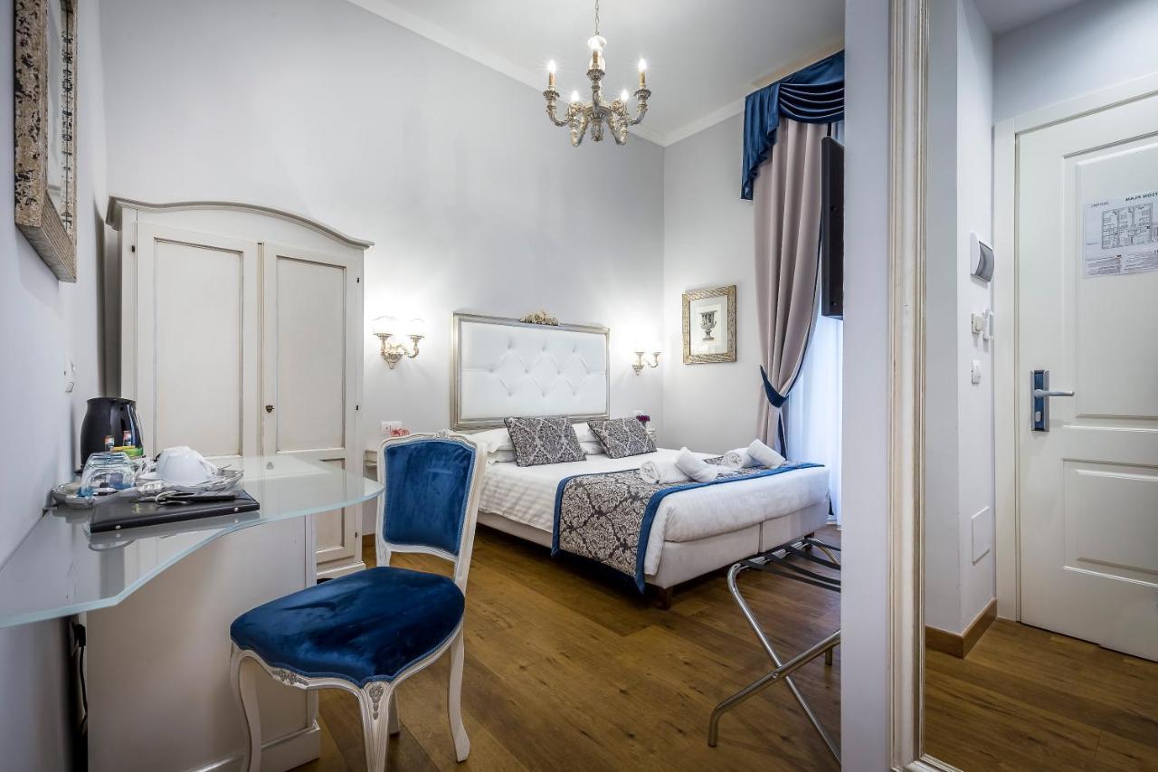 Standard Double or Twin Room,757618942:JPEG