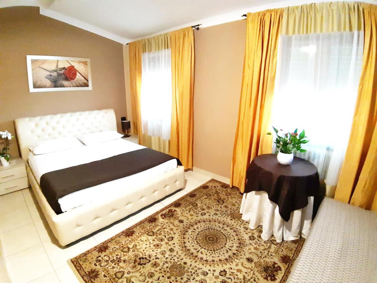 Deluxe Triple Room,394826979:JPEG