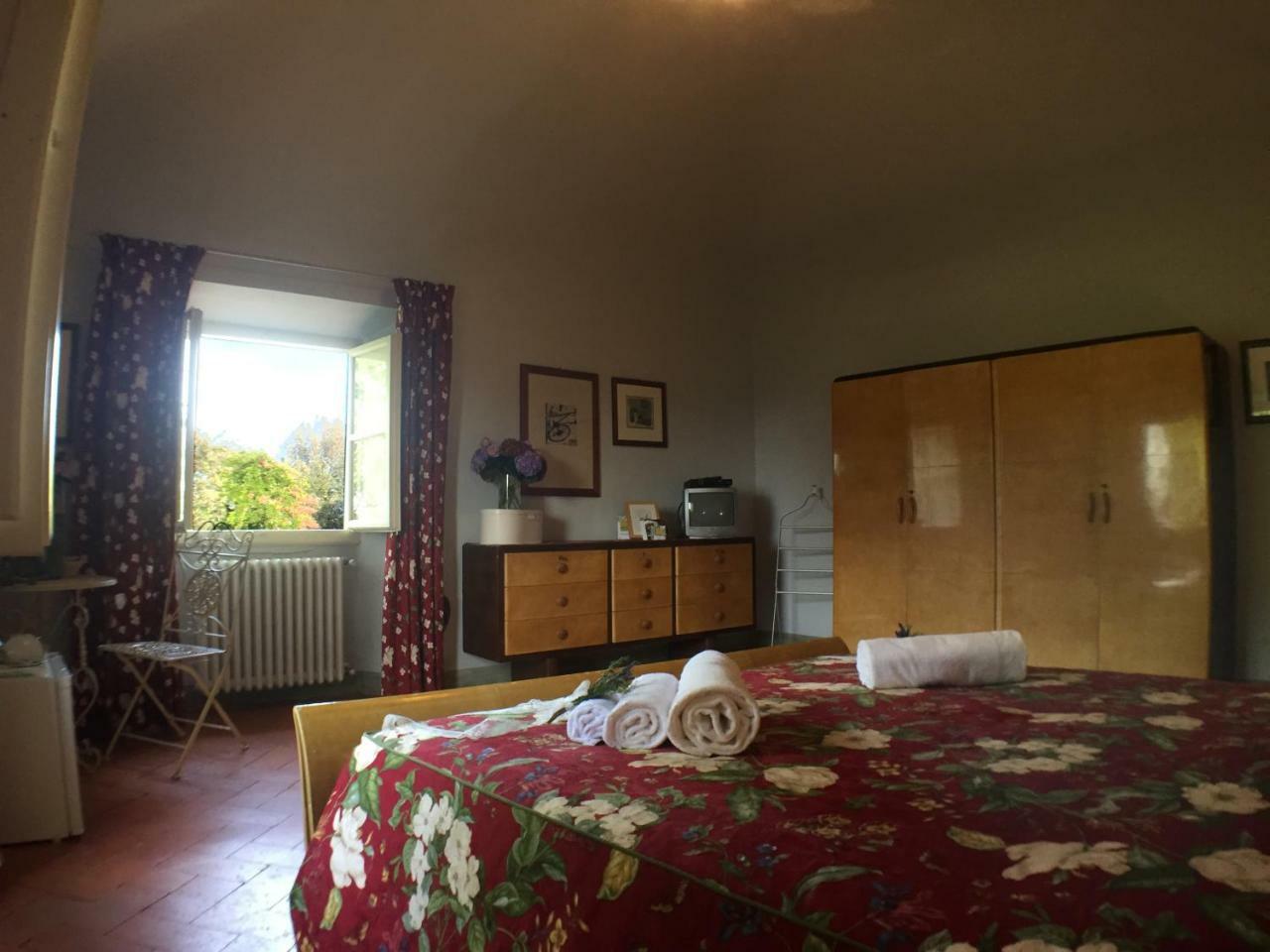Double Room Private External Bathroom