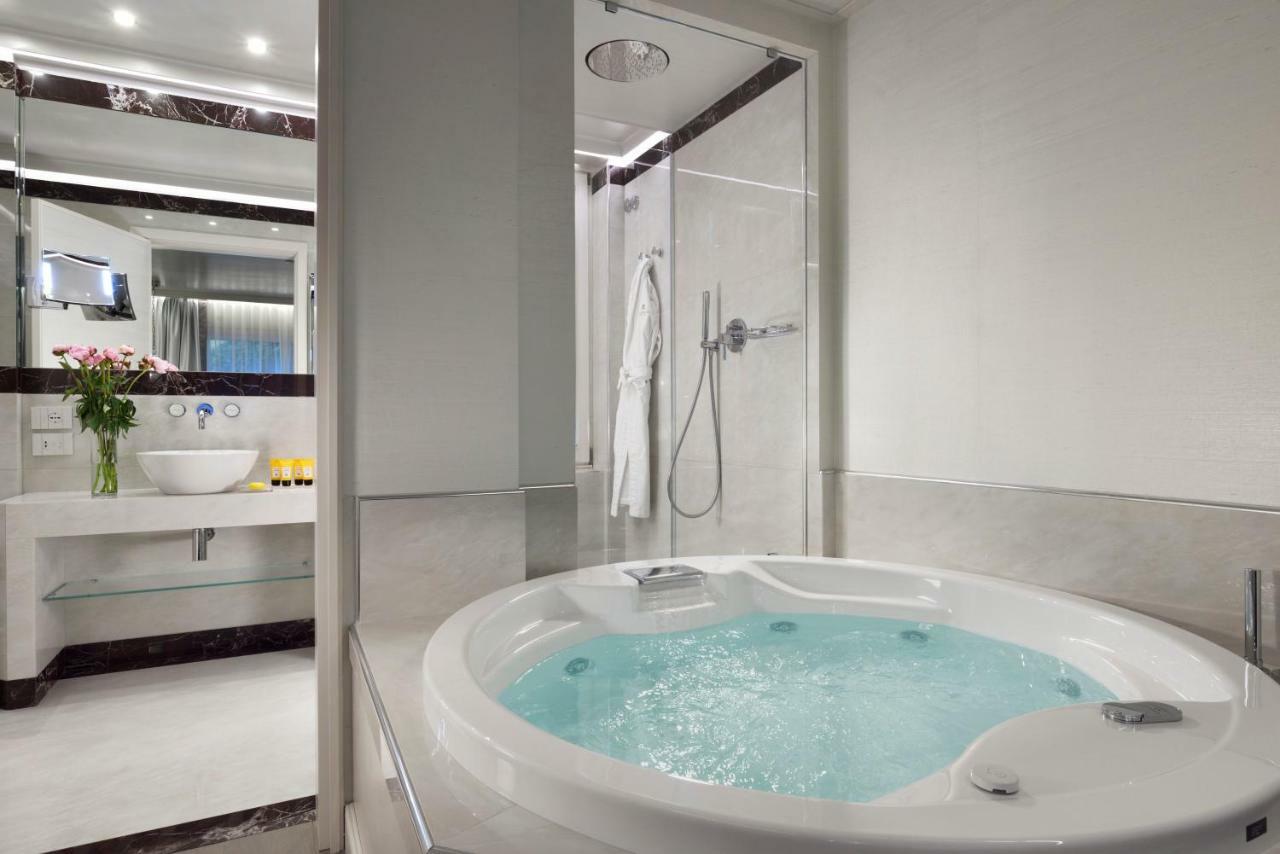 Premium Suite Jacuzzi