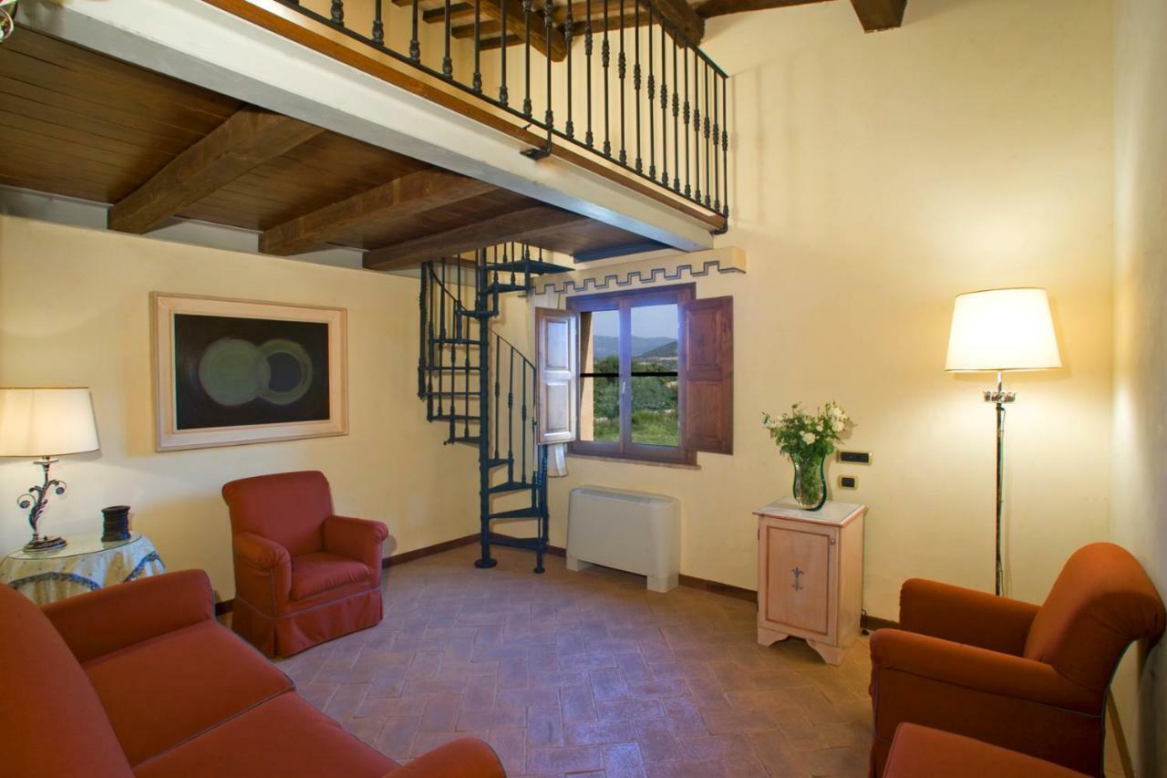 Deluxe Triple Room,846348293:JPEG