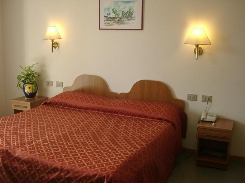 Double Room,1580502343:JPEG