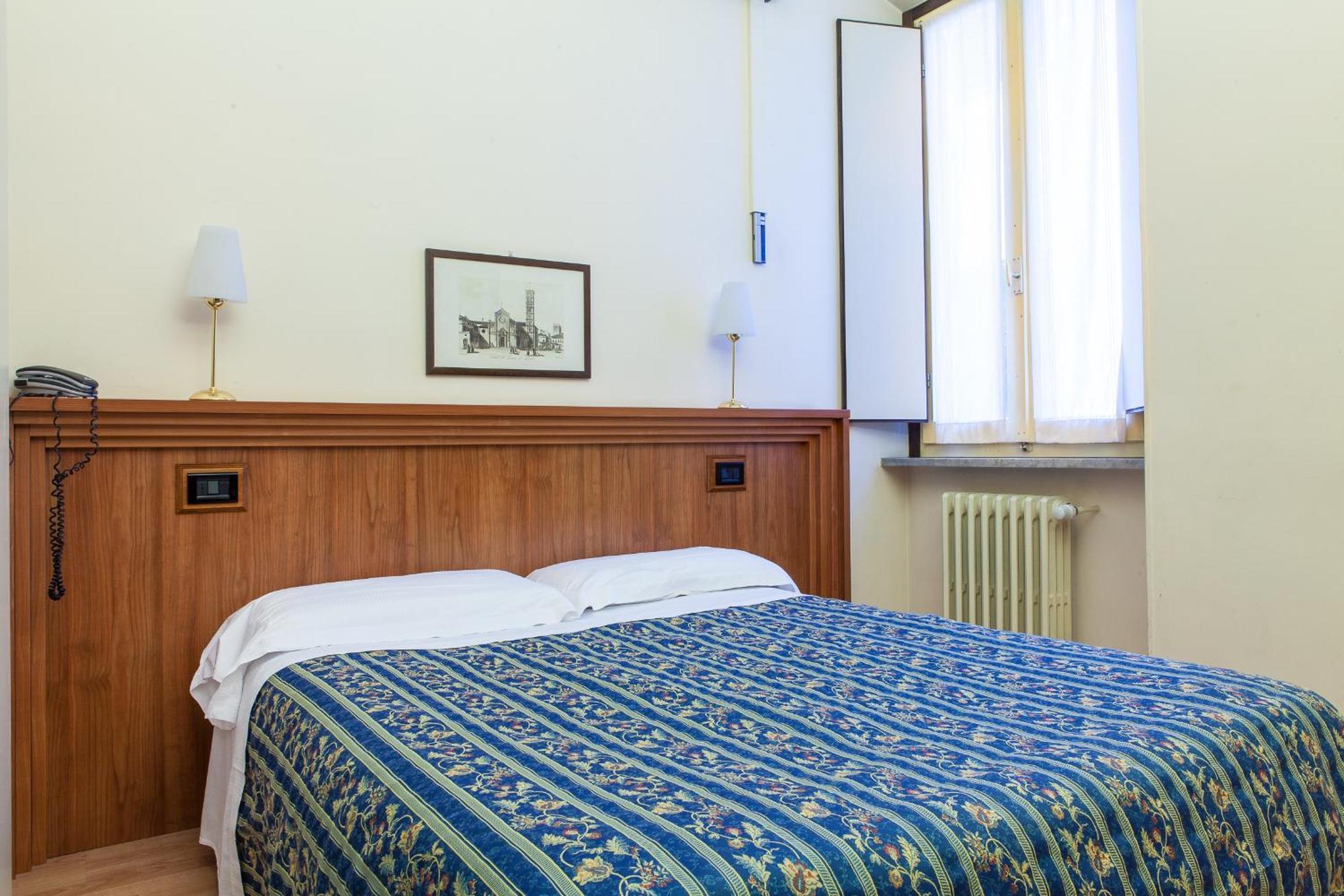 Double Room,938269387:JPEG