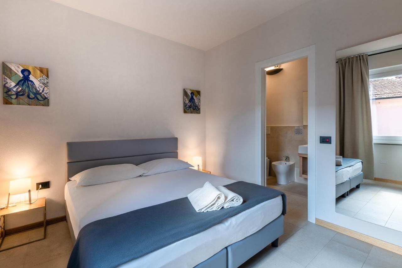 Double or Twin Room Private Bathroom Separate building