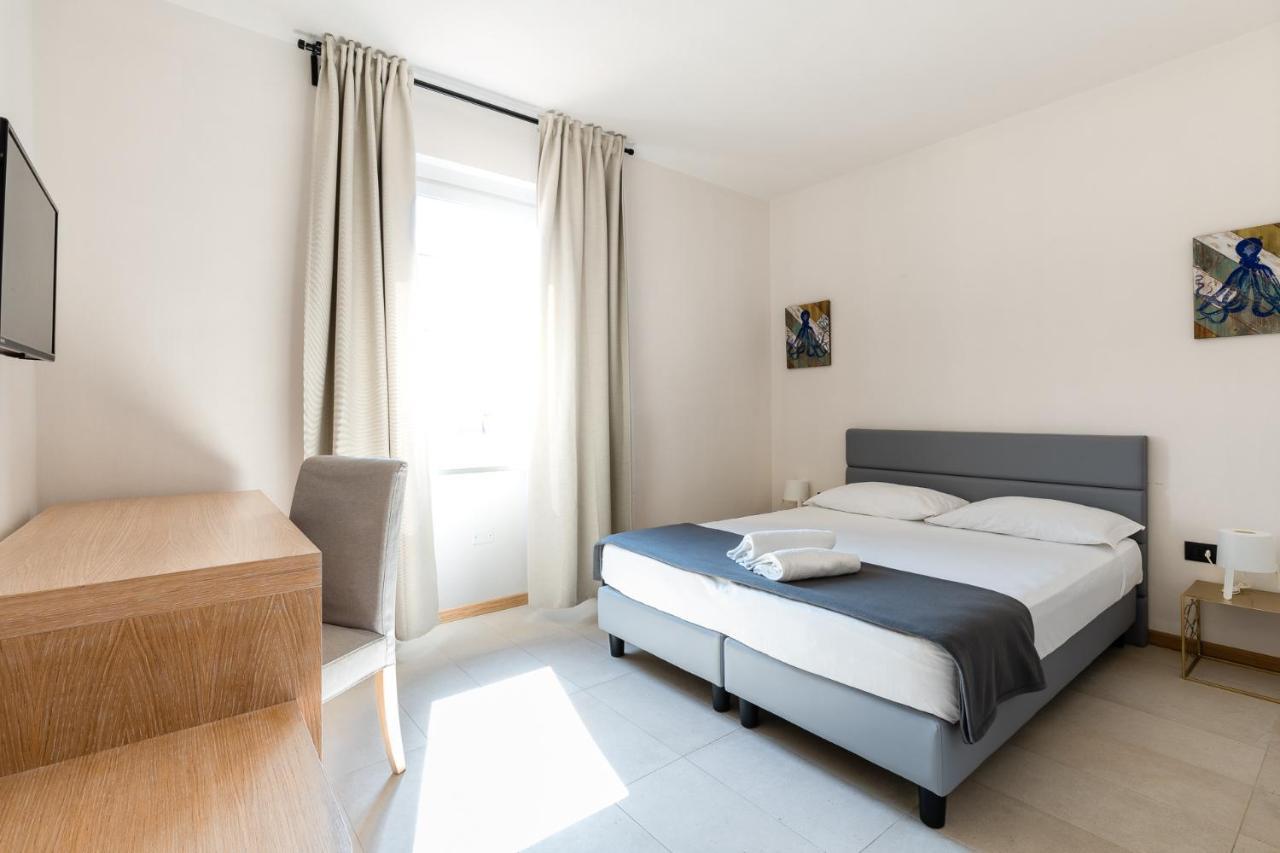 Double or Twin Room Private Bathroom Separate building