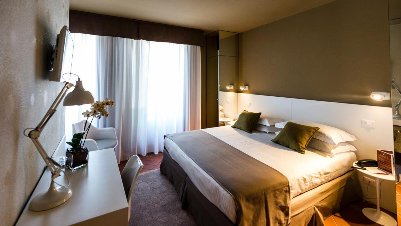 Deluxe Room One-time SPA access