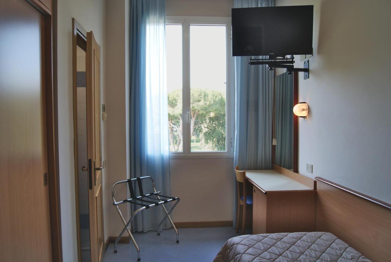 Single Room,1003269789:JPEG