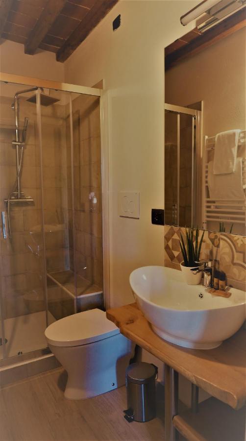 Family Room Private Bathroom,999521682:JPEG