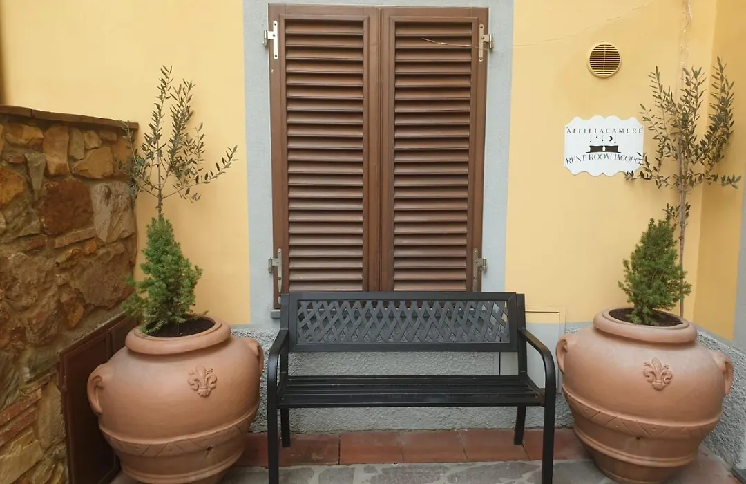 Rent Room Iacopo-1
