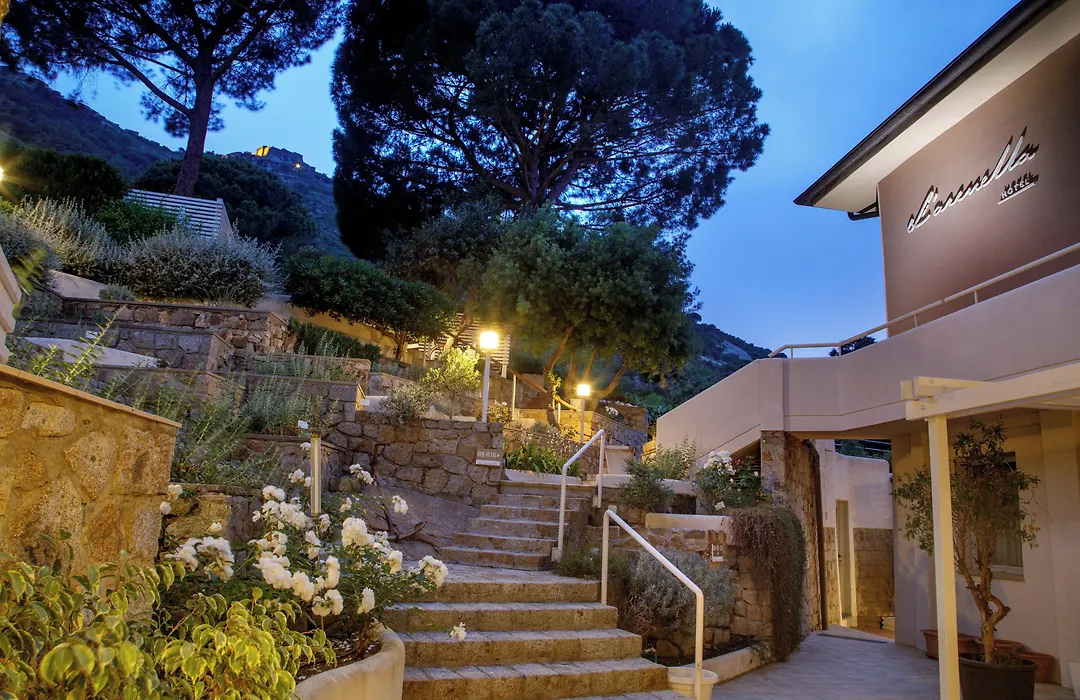 Hotel L'Arenella-1